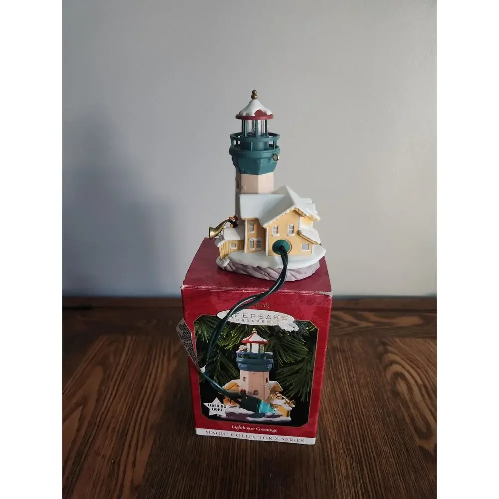 1999 Hallmark Keepsake Ornament LIGHTHOUSE Greetings Series  #3